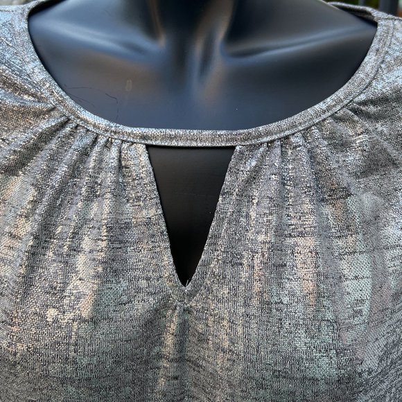 Seventh Ave Metalic Silver Blouse Half Ruffle Sleeve Polyester Blend Size L - Picture 4 of 7